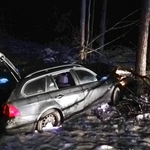 Ruda Rzeczka. Czołowe zderzenie opla i bmw, 4 osoby ranne