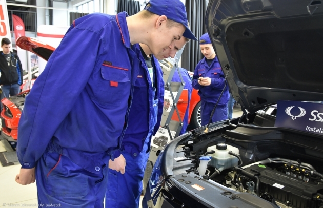 Tydzień Nauk Technicznych w białostockim "mechaniaku". Zaplanowano m.in. giełdę pracy