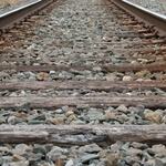 Wagony pociągu towarowego wypadły z torów. Utrudnienia na trasie Białystok - Sokółka