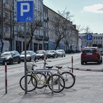 Bez problemu zaparkujesz swój rower. W mieście przybywa stojaków