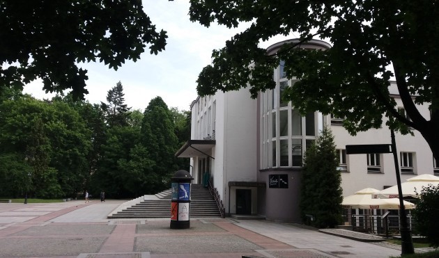 Folklor, pieśń patriotyczna i taniec narodowy. Bezpłatny koncert w Teatrze Dramatycznym