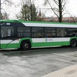 Dodatkowe linie na mecz, ale też utrudnienia i zmiany tras autobusów