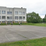 Nowa przestrzeń przy szkołach na osiedlach Przydworcowe i Zielone Wzgórza