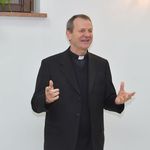 Ingres arcybiskupa Tadeusza Wojdy. Przed białostocką katedrą będzie telebim i 300 krzeseł