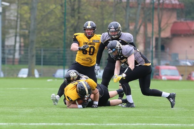 Finał Polskiej Ligi Futbolu Amerykańskiego nie dla Lowlanders Białystok