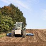 Te dane mówią jasno - praca rolników jest nie tylko ciężka, ale i niebezpieczna