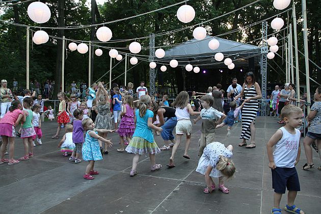 Taneczny weekend - miasto zaprasza do wspólnej zabawy w ogrodach Pałacu Branickich