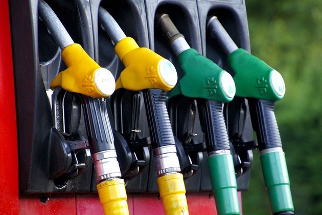 UOKiK zbadał jakość paliwa. Cztery podlaskie stacje benzynowe z nieprawidłowościami