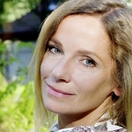 Laureatka Nagrody Nike w Białymstoku. Jej powieści tłumaczone są na wiele języków