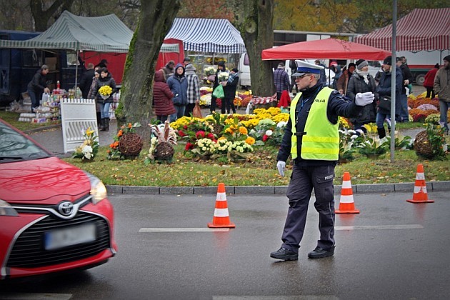 Śmiertelne wypadki i pijani kierowcy. Podsumowanie akcji "Znicz 2017"