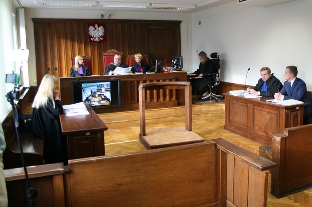 Sąd II instancji przyznał rację radnym. Prezydent Truskolaski nie odzyska dawnej pensji