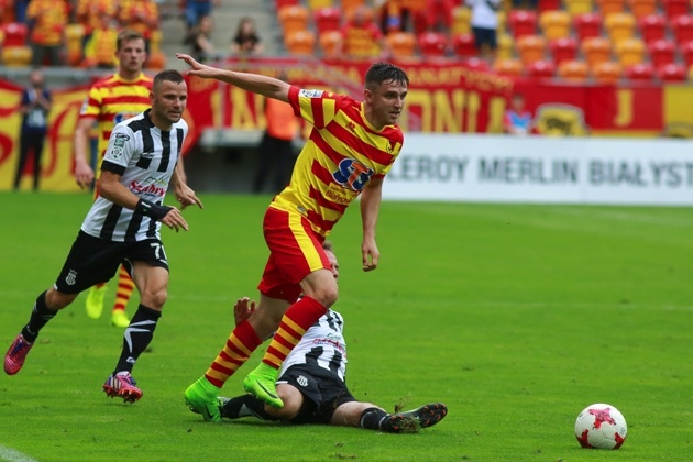 Jagiellonia rzut karny wykorzystała, Sandecja - nie. Dlatego punkty wędrują na Podlasie