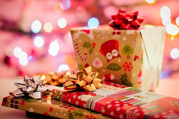 6 sposobów na oszczędne święta. Jak poradzić sobie z bożonarodzeniowymi wydatkami?