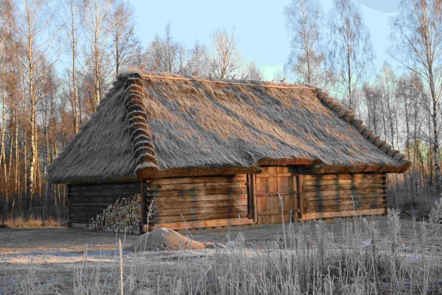 Trzy zabytkowe stodoły trafiły do skansenu. Najstarsza ma blisko 150 lat