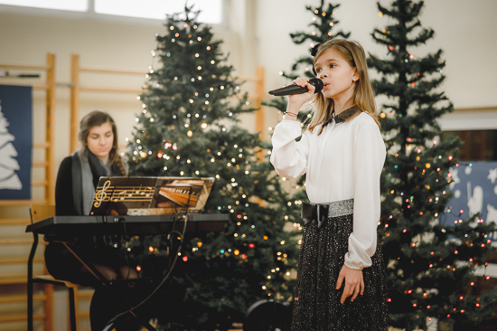 Zaśpiewają kolędy i pastorałki. Konkurs "Zaśpiewajmy Kolędę Jezusowi"