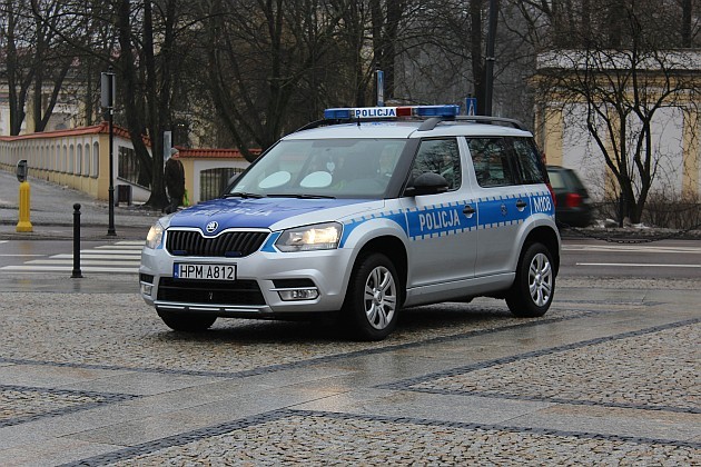 Tak jeździ białostocka policja: bez stanu technicznego i wymaganego wyposażenia