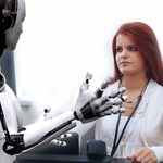 1000 osób znajdzie pracę – można się zgłaszać. Najpierw jednak porozmawia z nimi robot