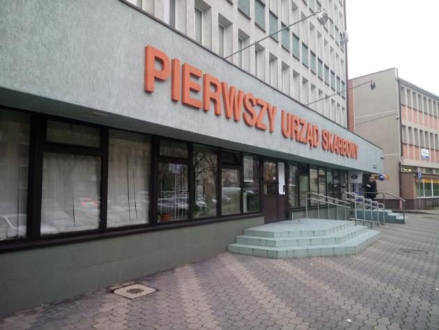 Nie rozliczyłeś jeszcze PIT-u za 2017 rok? Urzędnicy mogą Ci pomóc przez telefon