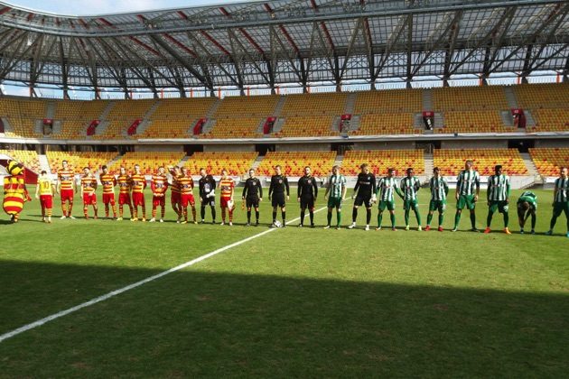 Jagiellonia - Żalgiris. Ireneusz Mamrot testował rezerwowych