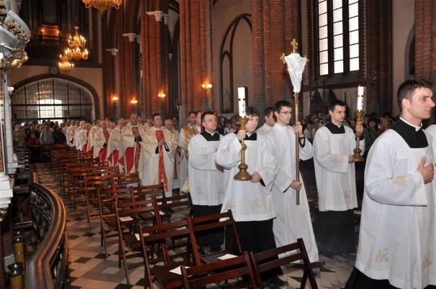 Dziś Wielki Czwartek. W białostockiej katedrze uroczysta Msza Wieczerzy Pańskiej