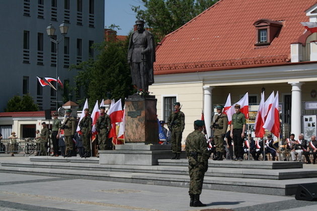 Uchwalenie Konstytucji 3 maja. Tłumy białostoczan przybyły świętować [ZDJĘCIA]