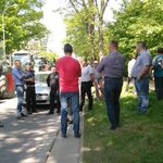 Wzięli ciągniki i przyjechali protestować. Policja nie wpuściła ich pod urząd