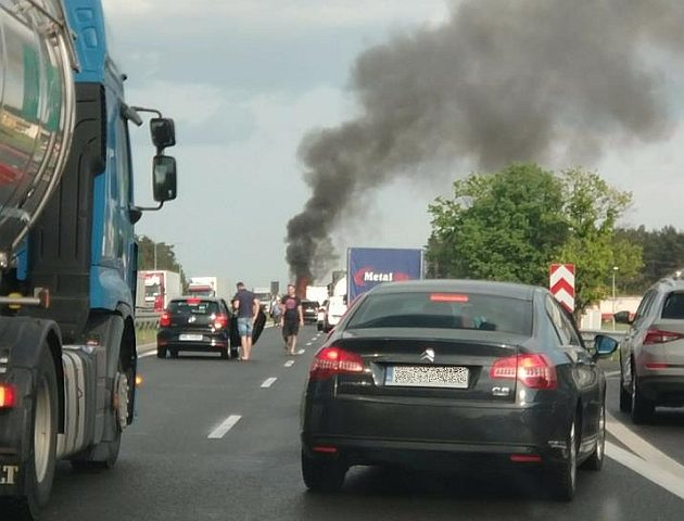 Karambol 7 pojazdów. 4 osoby są ranne