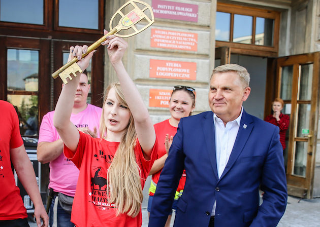 Studenci zawładnęli miastem. Rozpoczęły się Juwenalia [ZDJĘCIA]