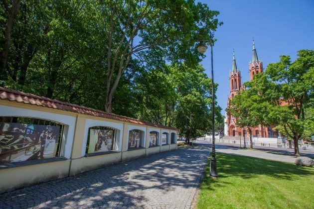 Tę wystawę możecie oglądać w przestrzeni miasta