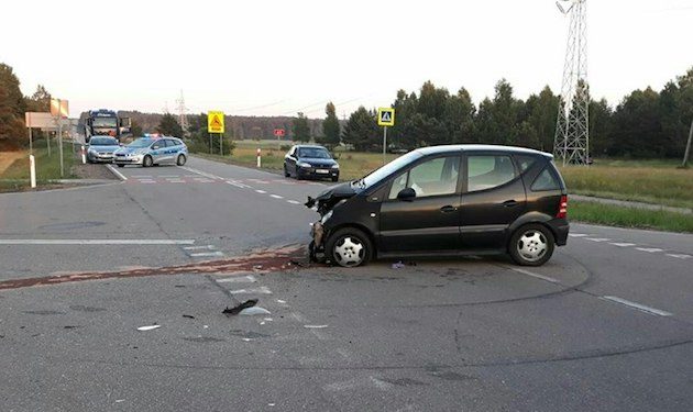 Poważny wypadek. Jedna osoba przetransportowana śmigłowcem do szpitala