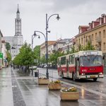 Wycieczki po mieście zabytkowym autobusem Jelcz