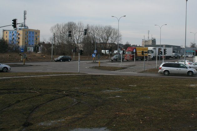 Podpisy złożone, można zacząć budować. Koniec kłopotów ze skrzyżowaniem?