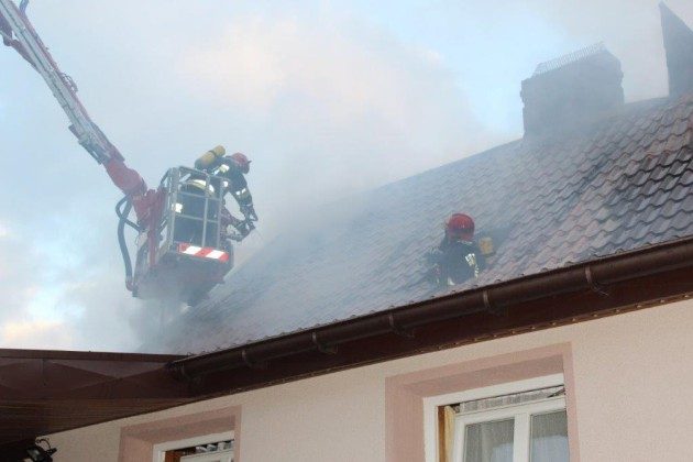 Palił się dom. Nie żyje jedna osoba