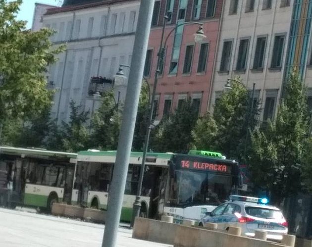 Na Lipowej zderzyły się 2 autobusy BKM. Na Wiejskiej - PKS i toyota