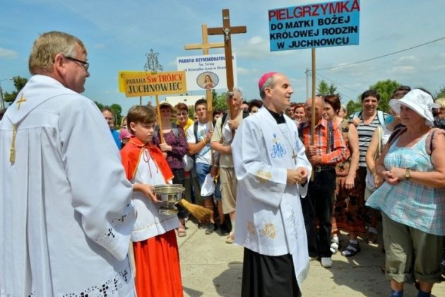 Pielgrzymi przejdą przez centrum. Będą utrudnienia i dodatkowy autobus