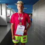 Krajowe mistrzostwa. Pływacy Juvenii z medalami