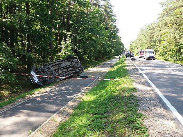 Wypadek na wylocie z Augustowa. 3 osoby w szpitalu