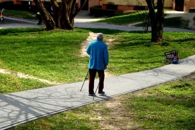 Podlasianie pokochali nordic walking. Dla zdrowia chętnie uczestniczą w treningach