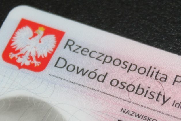 Urzędnicy do dowodu osobistego będą dołączali instrukcję