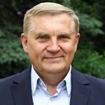 "Stoi za mną 12 lat ciężkiej pracy". Rozmowa z Tadeuszem Truskolaskim