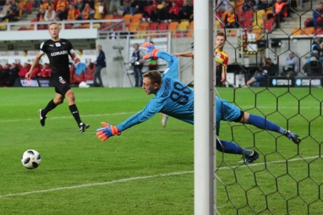 Ściąga kibica. Gra Ekstraklasa, I, II i III liga, a także CLJ