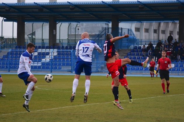 Piłkarska III liga. Podlaskie kluby znów bez zwycięstwa