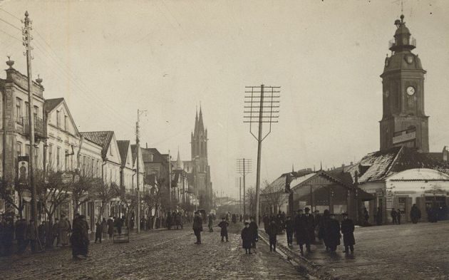 Zobacz, jak wyglądał Białystok 100 lat temu [ZDJĘCIA]