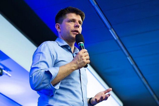 Ryszard Petru będzie robił zakupy w Łomży? I to razem z posłanką Krynicką