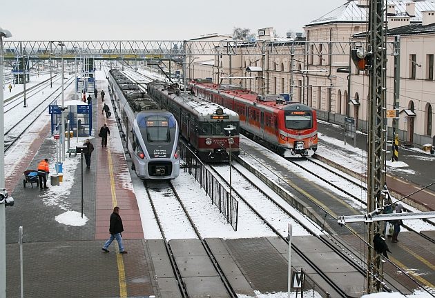 Wybierasz się na święta do domu? POLREGIO uruchomi dodatkowe pociągi