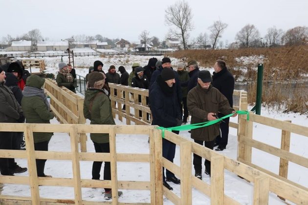 Popularna atrakcja turystyczna znów otwarta. Kładka Śliwno-Waniewo przeszła remont