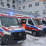 5 nowych ambulansów. Będą też kolejne