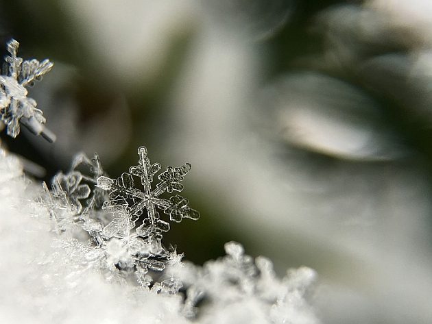 Pogoda na piątek. Czekają nas przelotne opady śniegu