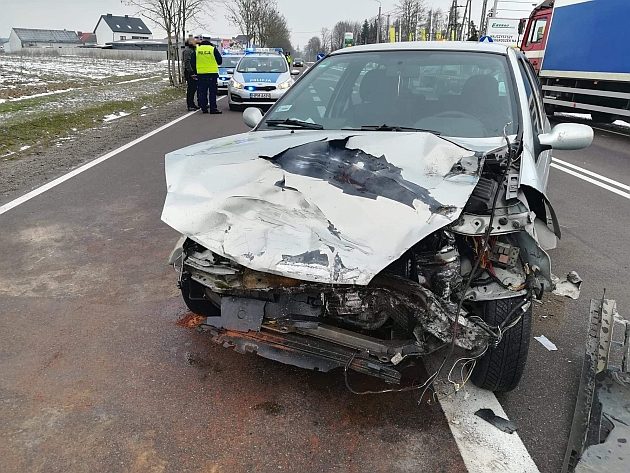 Wypadek w Siemiatyczach. Dwie osoby trafiły do szpitala 