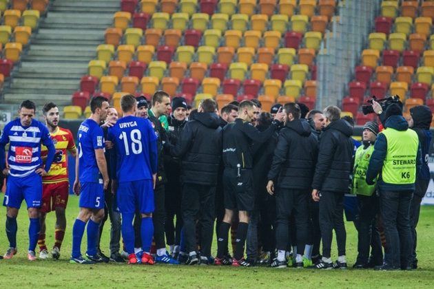 Skandal w trakcie meczu. Jagiellonia będzie szukać nagrania